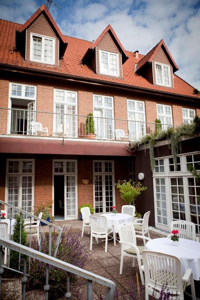 Hotel Borchers Целе Екстериор снимка