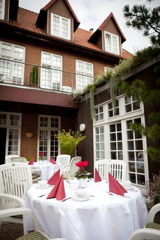 Hotel Borchers Целе Екстериор снимка